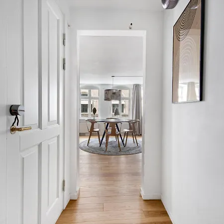 Apartment Sanders Regent - Endearing One-bedroom Near Square *