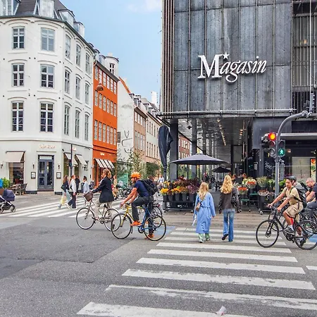 Regent 4- Cute 1-bdr In Centre Of Apartment